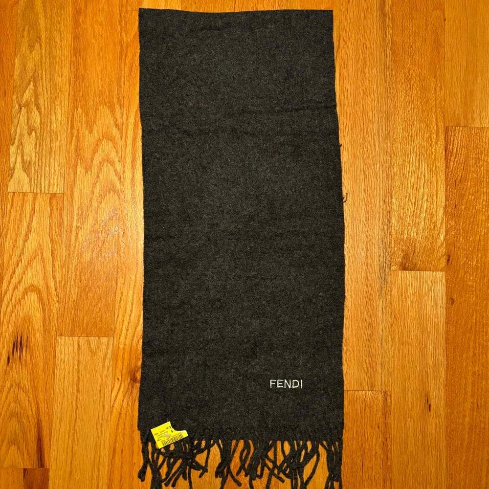 FENDI Wool Scarf, Brand New 🔥